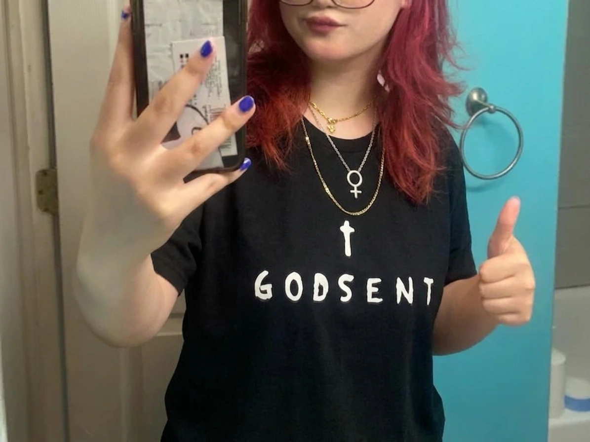 Brianna S. wearing a t-shirt
